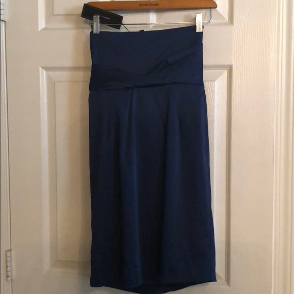 Silk dress - Picture 4 of 6